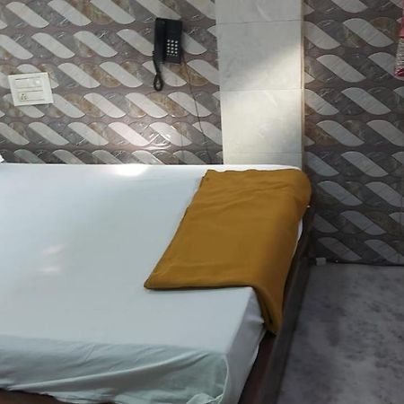 Glitz Hotels Sai Guest House - Nr Inorbit Mall Vashi Navi Mumbai Eksteriør billede