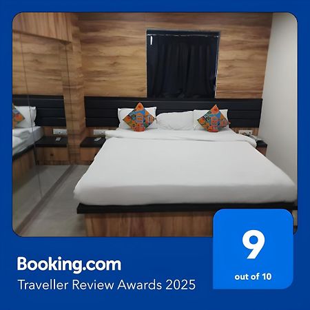 Glitz Hotels Sai Guest House - Nr Inorbit Mall Vashi Navi Mumbai Eksteriør billede