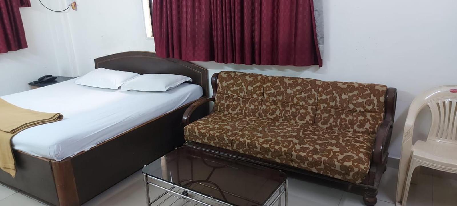 Glitz Hotels Sai Guest House - Nr Inorbit Mall Vashi Navi Mumbai Eksteriør billede