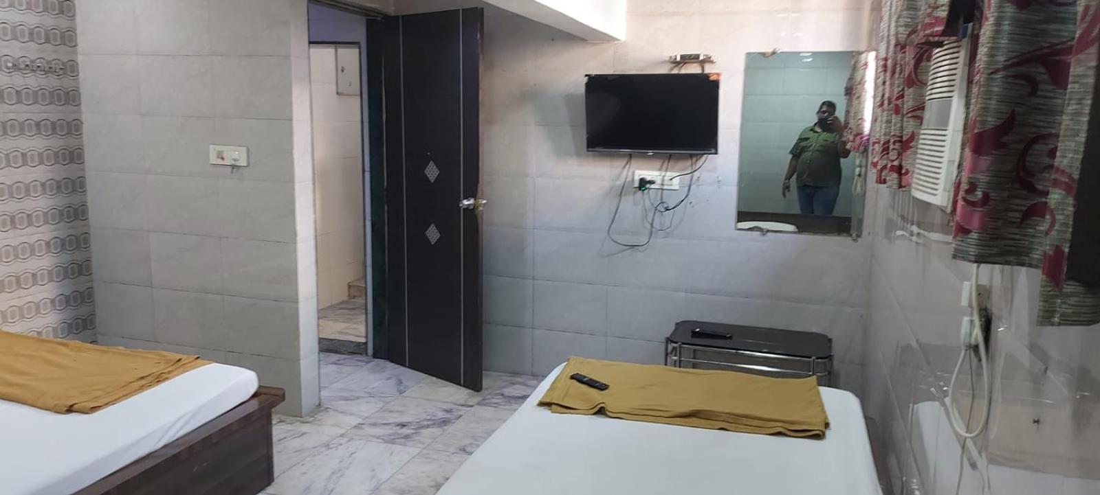 Glitz Hotels Sai Guest House - Nr Inorbit Mall Vashi Navi Mumbai Eksteriør billede