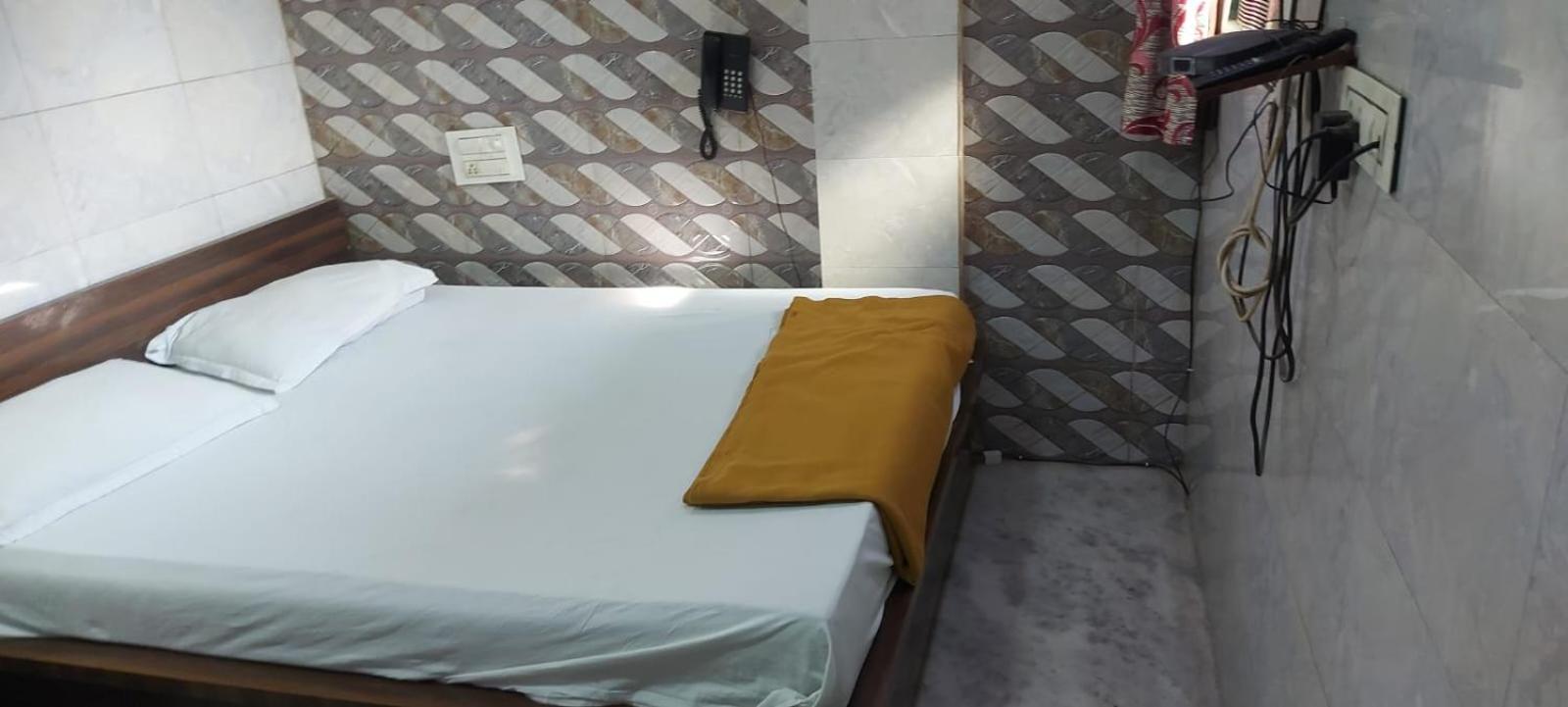 Glitz Hotels Sai Guest House - Nr Inorbit Mall Vashi Navi Mumbai Eksteriør billede