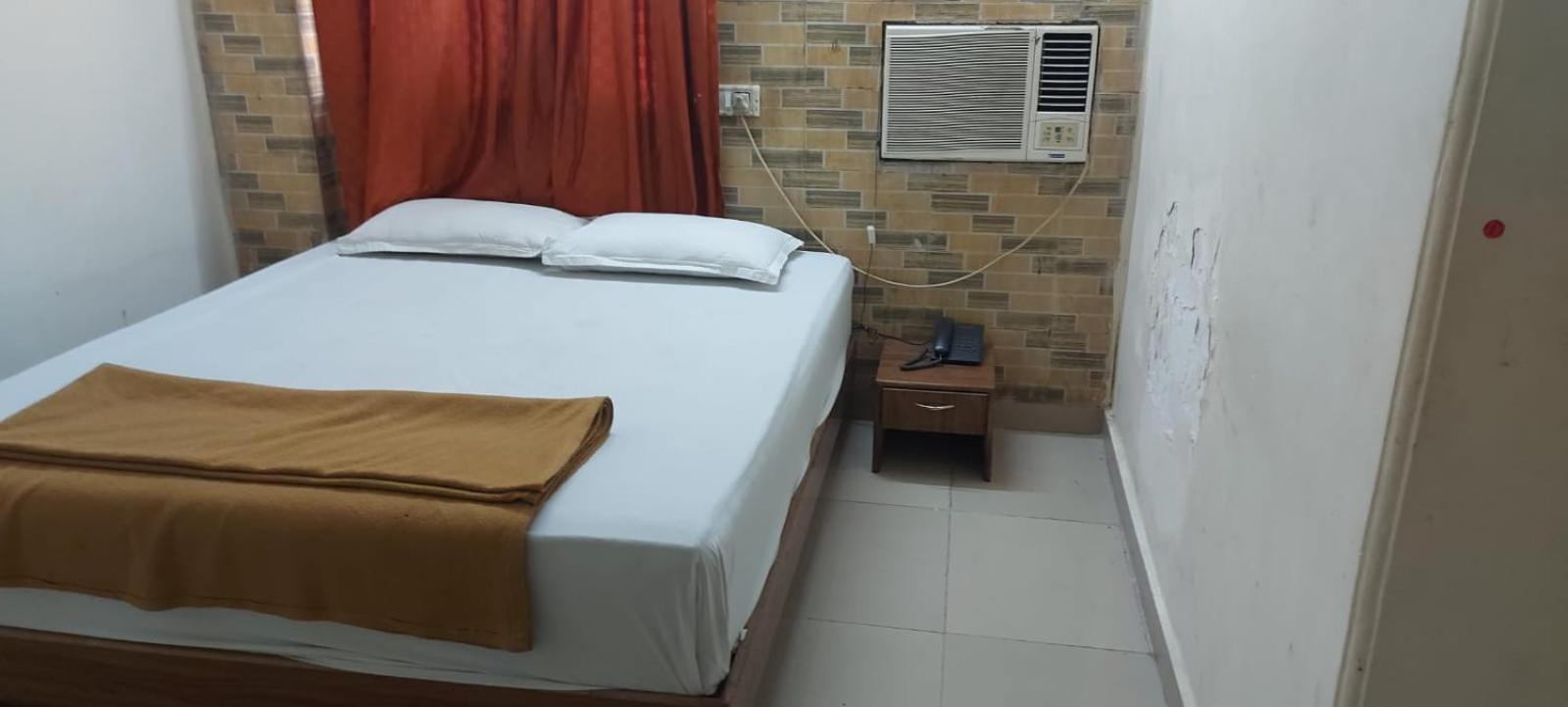 Glitz Hotels Sai Guest House - Nr Inorbit Mall Vashi Navi Mumbai Eksteriør billede