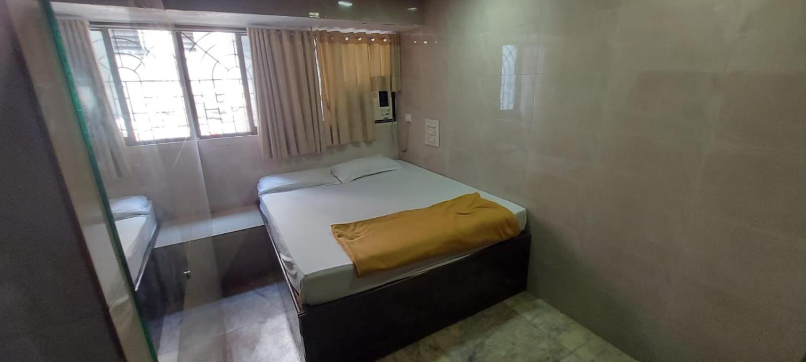 Glitz Hotels Sai Guest House - Nr Inorbit Mall Vashi Navi Mumbai Eksteriør billede