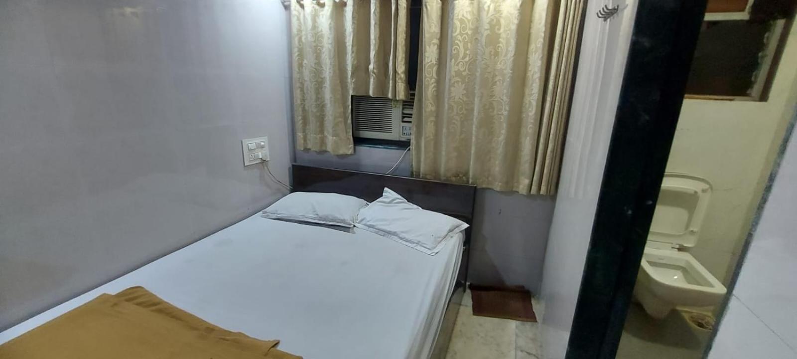 Glitz Hotels Sai Guest House - Nr Inorbit Mall Vashi Navi Mumbai Eksteriør billede